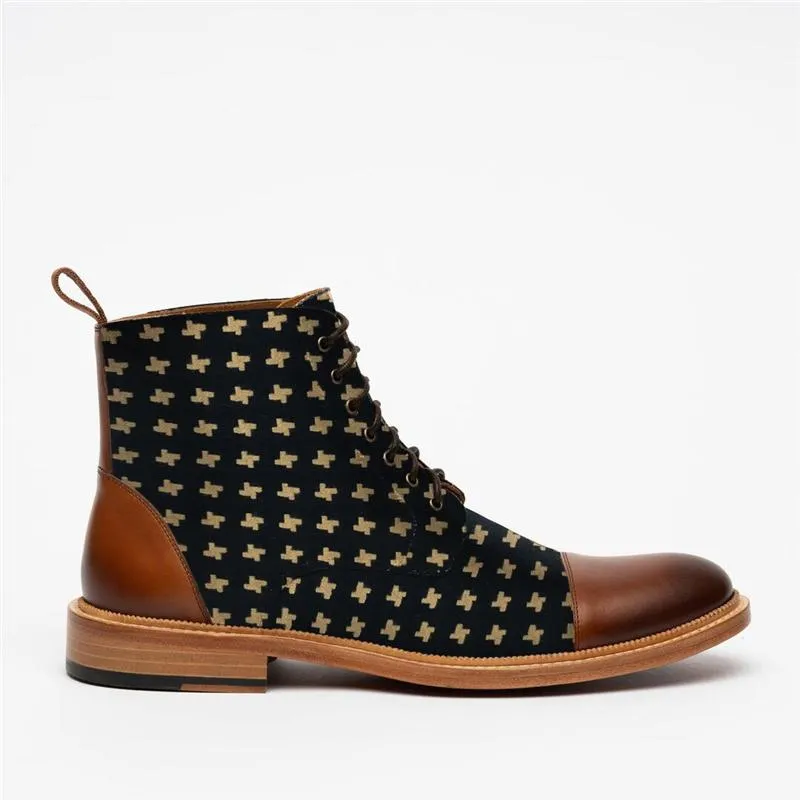 Stylish Texture Printed Hit Color Laced Mens Boots